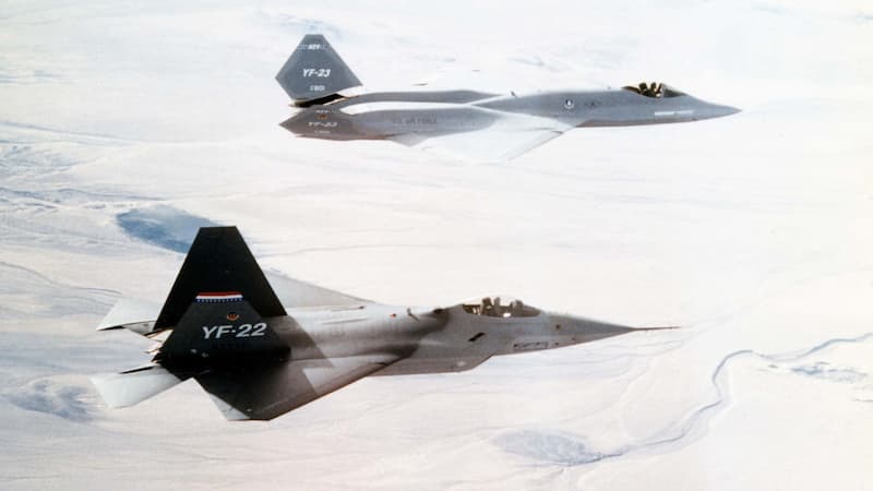 YF-22 and YF-23
