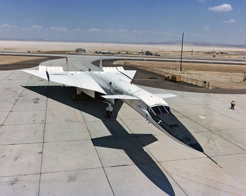 XB-70A：機首