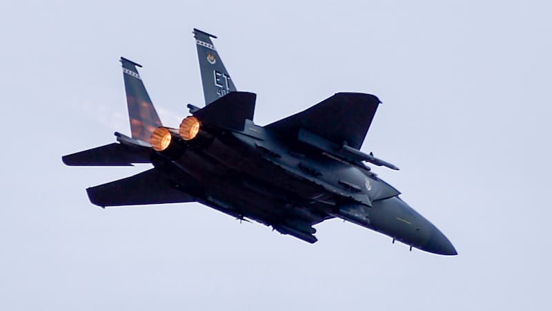 F-15EXイーグルIIのAI-120D初の実射試験（飛行中その２）