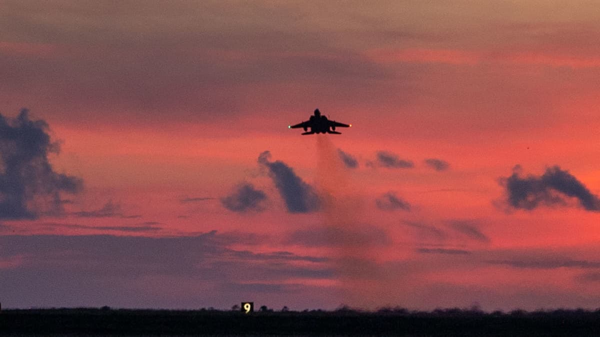 F-15EXイーグルII夜間飛行訓練