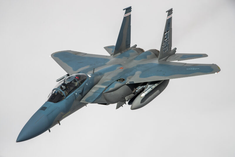 F-15EXイーグルIIの空中給油（その1）